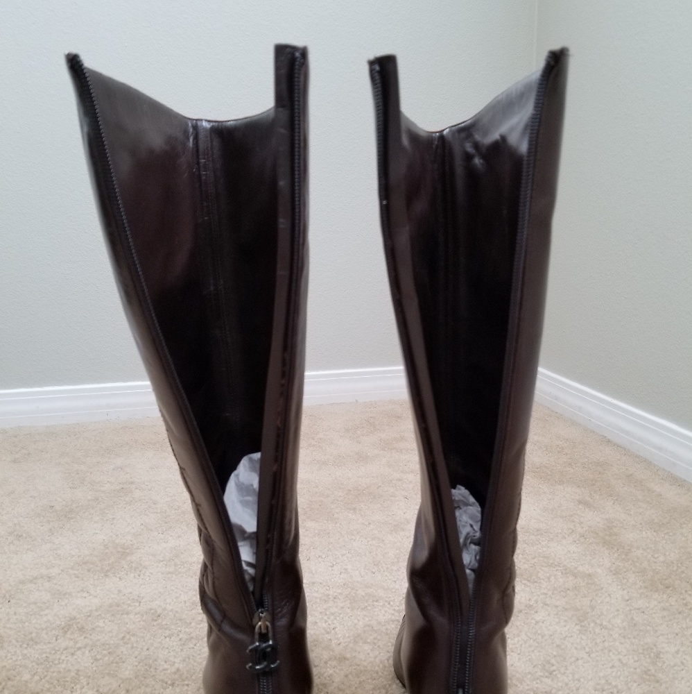 Chanel Classic Heel Boot - Picture 6 of 8